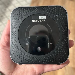 Like new AT&T hotspot, also compatible with FirstNet